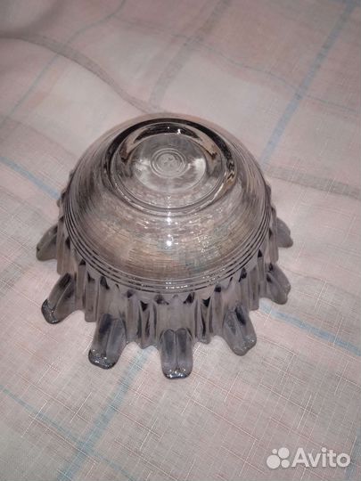 Ваза конфетница, цветное стекло