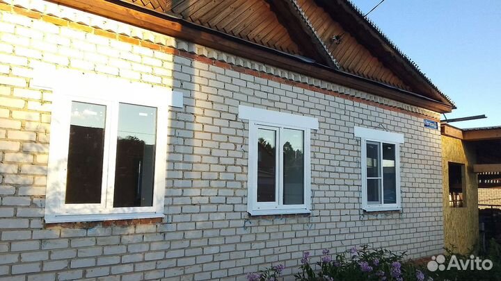 Пластиковые откосы подоконники москитные сетки