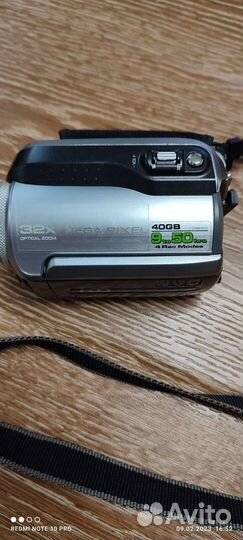 Видеокамера JVC