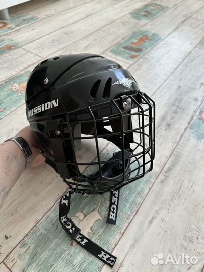 Шлем хоккейный детский