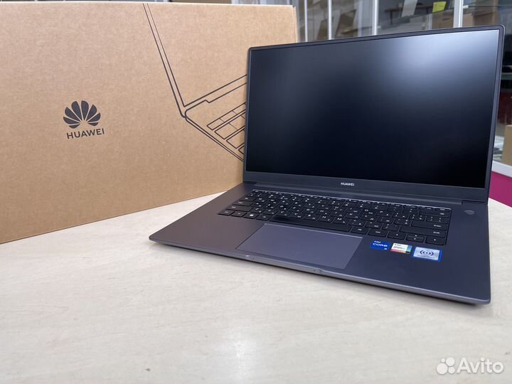 Ультрабук Huawei/Как новый/В коробке/15 дюймов