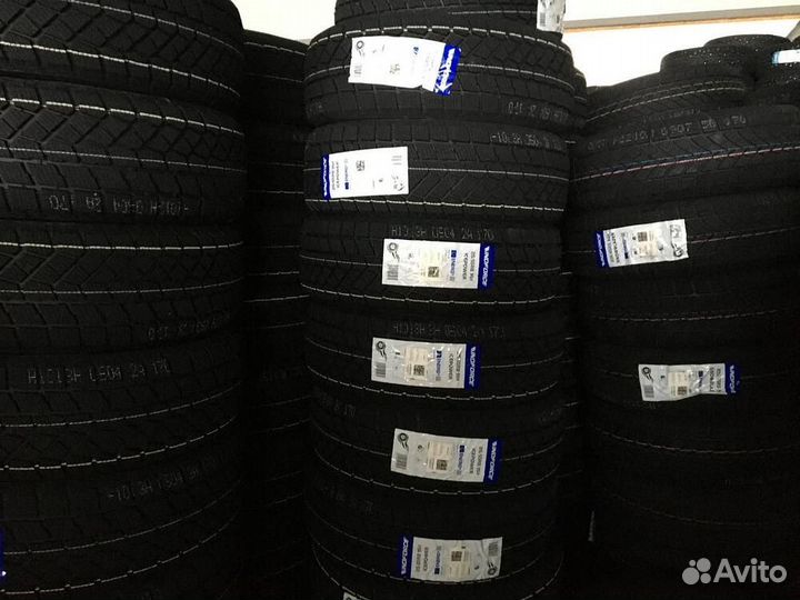 Windforce IcePower UHP 215/55 R18 95H