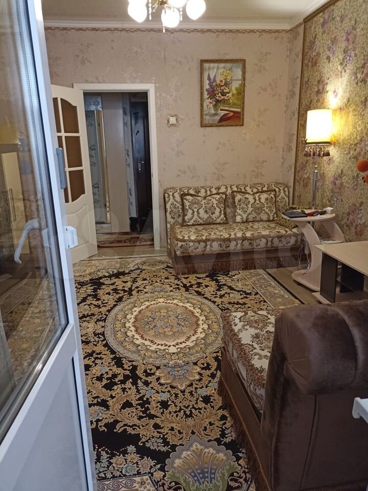 2-к. квартира, 61 м², 2/2 эт.