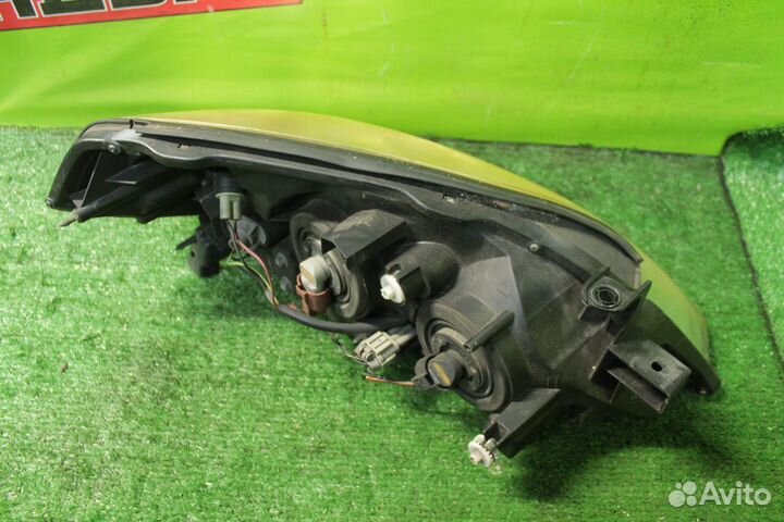 Фара nissan HP12,QP12,RP12,TNP12,TP12,WHP12,WRP12