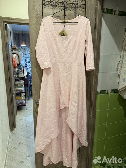 Нарядное платье новое Colambetta 50