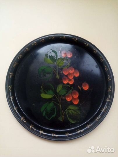 Поднос жостовский 31 см, 1960-е. Описание ниже