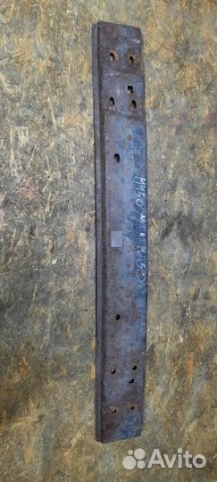 Усилитель бампера задний Toyota Auris ZRE150