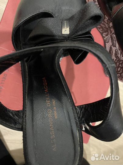 Кожаные босоножки Италия