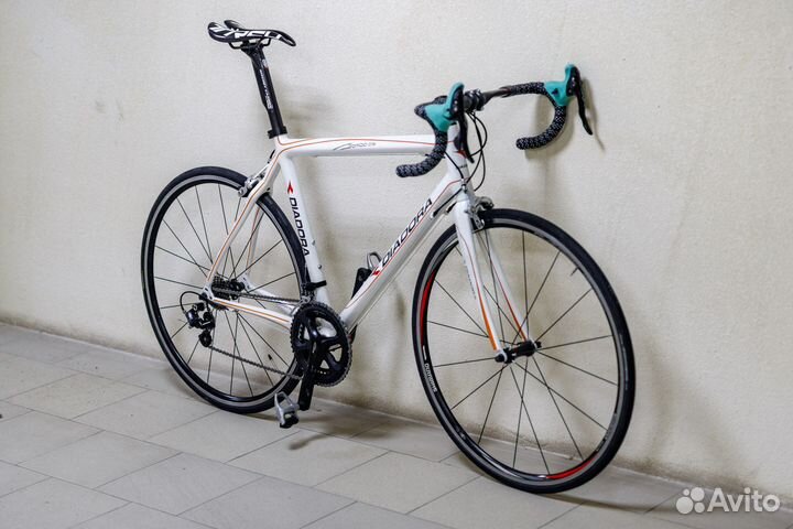 Шоссейный карбоновый велосипед Diadora