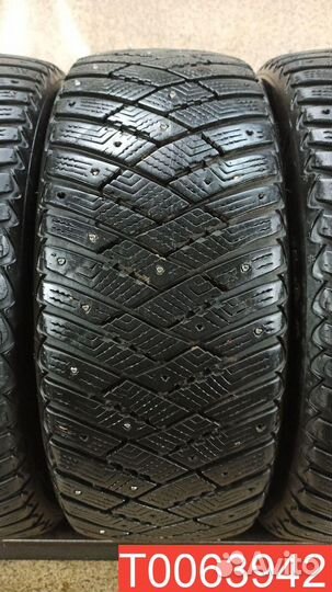 Goodyear Ultragrip Ice Arctic 215/55 R17 98T