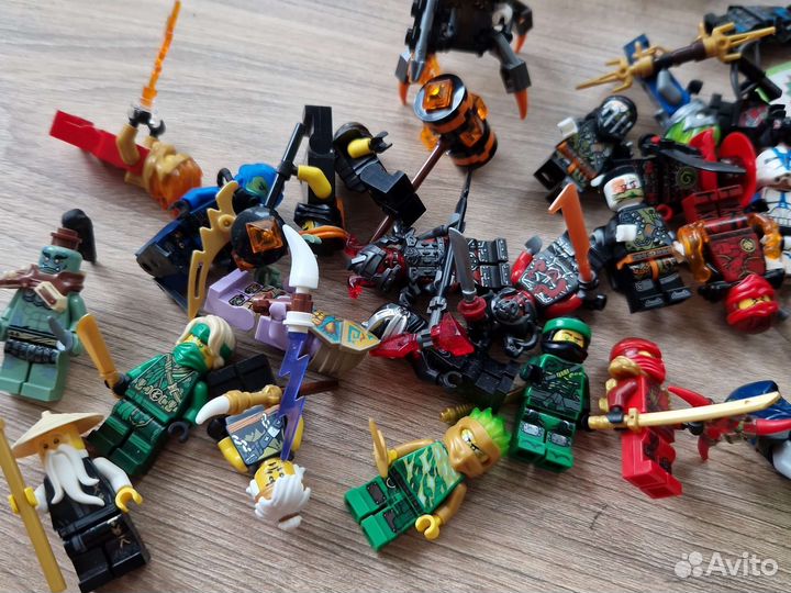 Lego Ninjago минифигурки