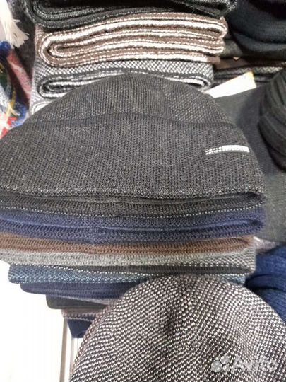 Вязаная шапка мужская