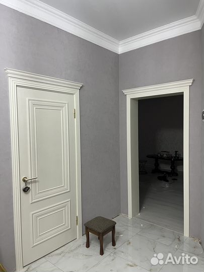 Установка межкомнатных дверей