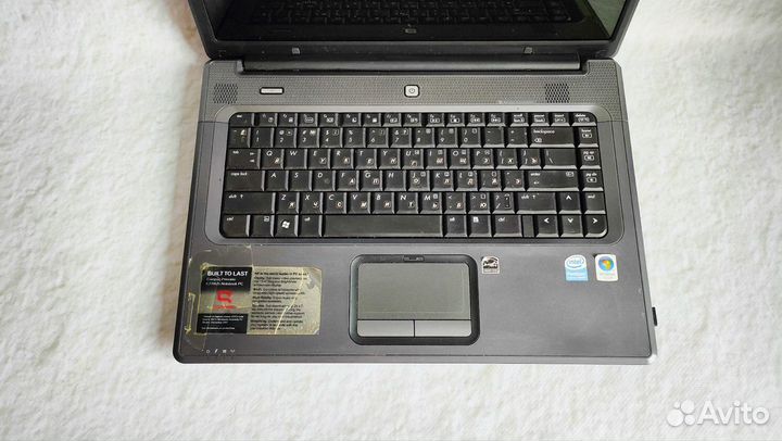 Ноутбук hp Compaq presario C700