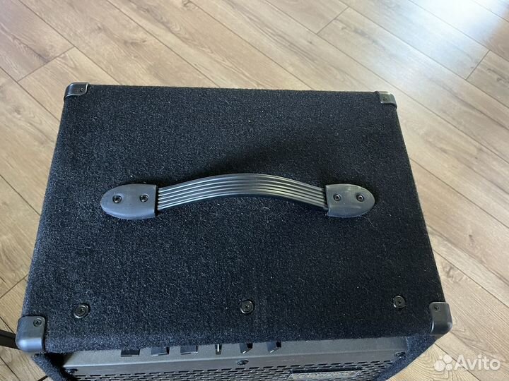 Комбоусилитель басовый warwick BC80