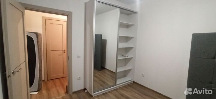 Шкаф-купе с зеркалами