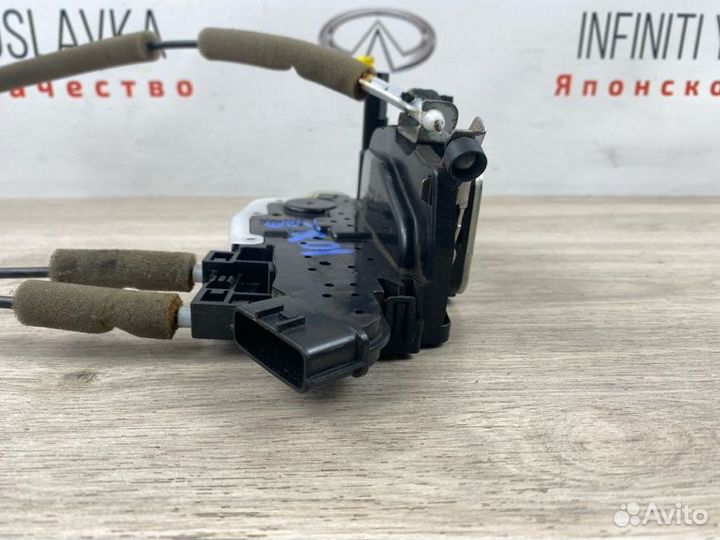 Замок двери передний левый Infiniti Qx56 Qx80 Z62