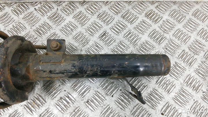 Стойка передняя левая на Ford Fusion 1