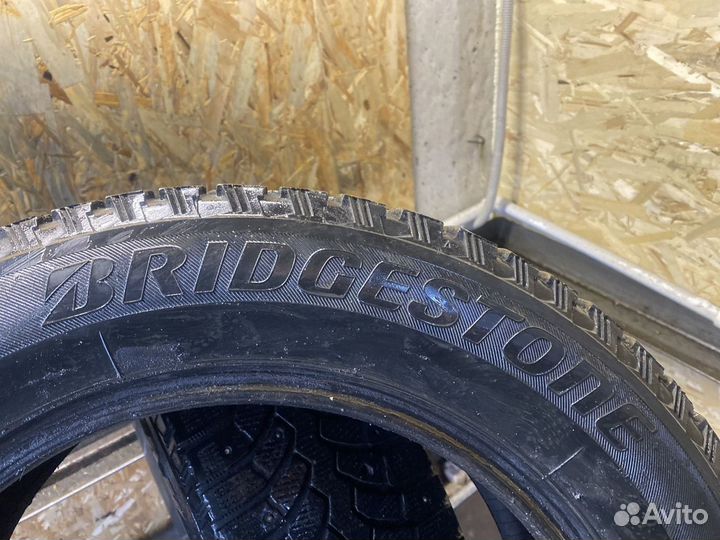 Bridgestone Blizzak Spike-01 185/65 R15 92T