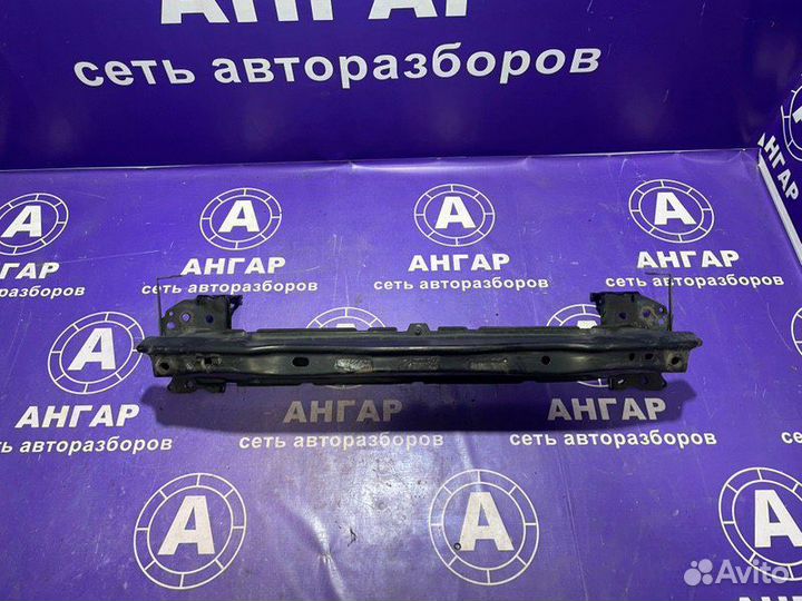 Усилитель бампера передний Volkswagen Touareg 7L 2