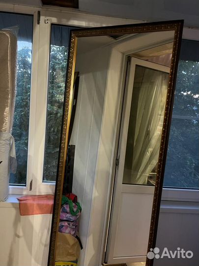 Зеркало настенное