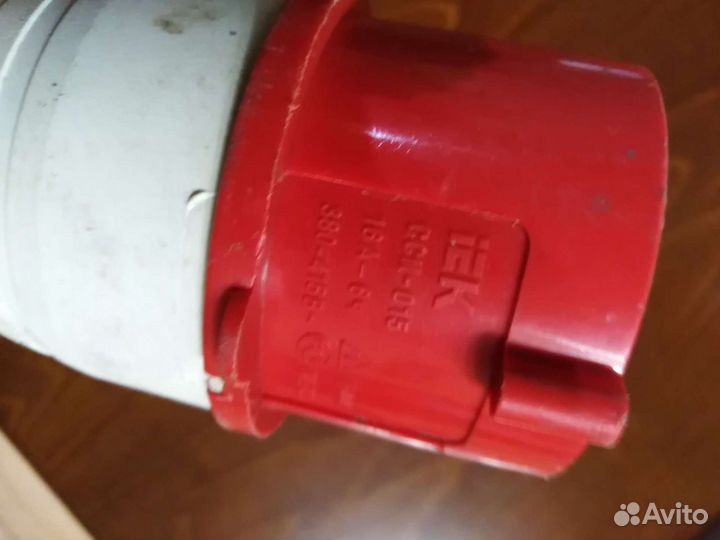 Вилка силовая 16А