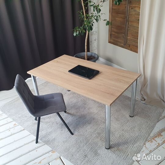 Компьютерный стол Дуб 140*80 см. Хром ножки