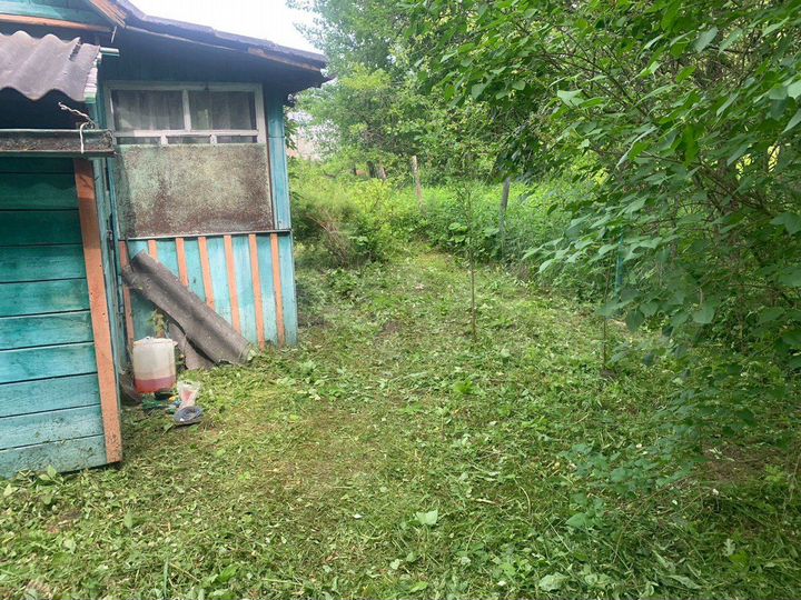 Дом 12 м² на участке 4,2 сот.