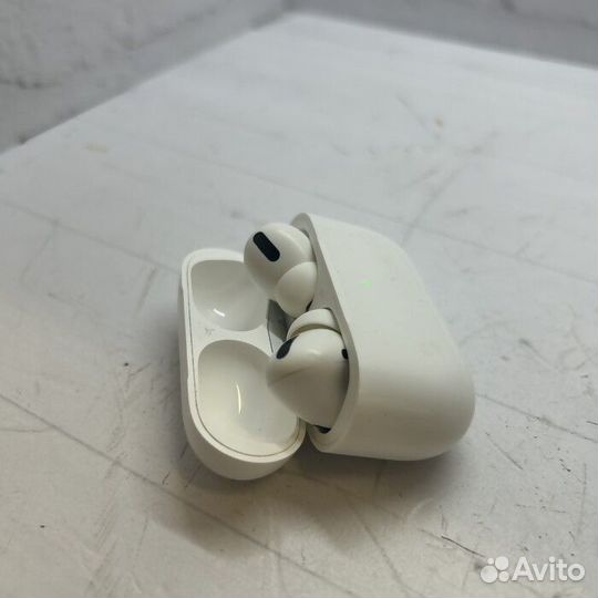 Беспроводные наушники Apple AirPods Pro