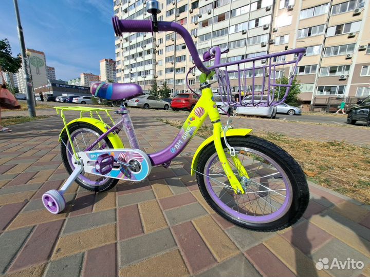 Детский трехколесный велосипед