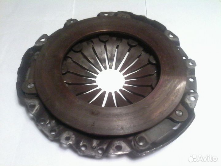 Корзина сцепления 1.6 л. VW В3