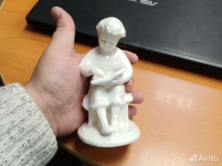 Статуэтка Ленин в детстве Фарфор лфз