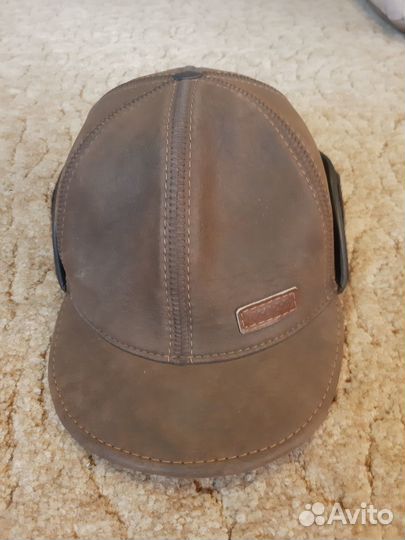 Мужская кожаная кепка
