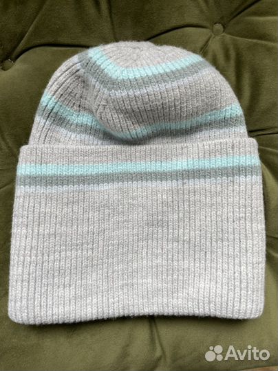 Женская шапка