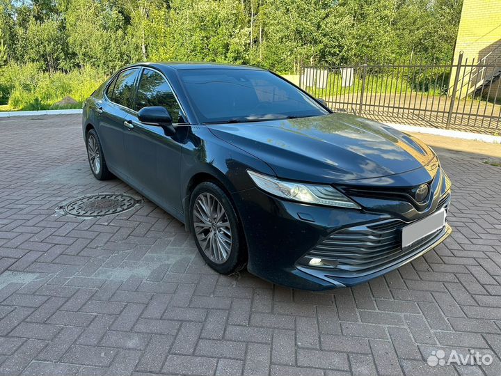 Toyota Camry 2.5 AT, 2018, битый, 126 739 км