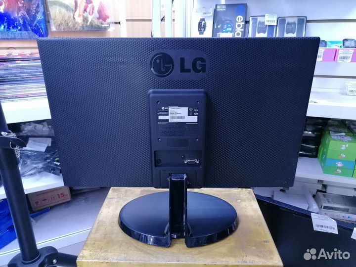 Монитор LG Flatron 22EA53S-P