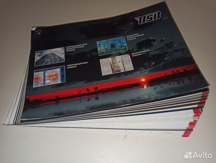 Раскладки бумаги и виниловой пленки образцы