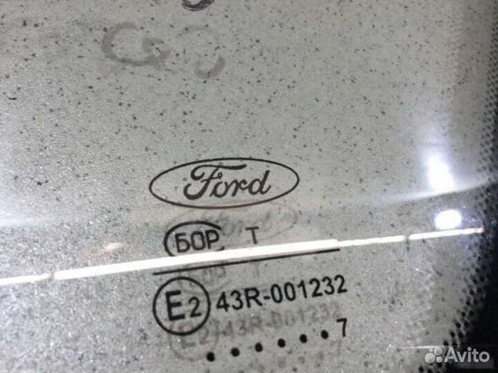 Стекло кузовное правое Ford Focus 2 2005-2008