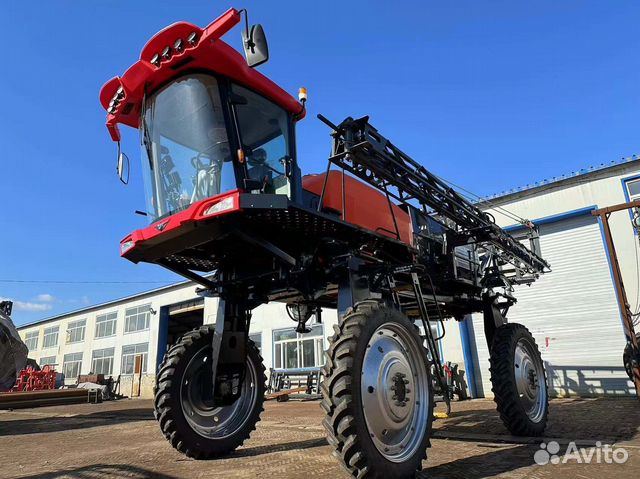 Опрыскиватель YIWU 3WPYZ-3000-240, 2023