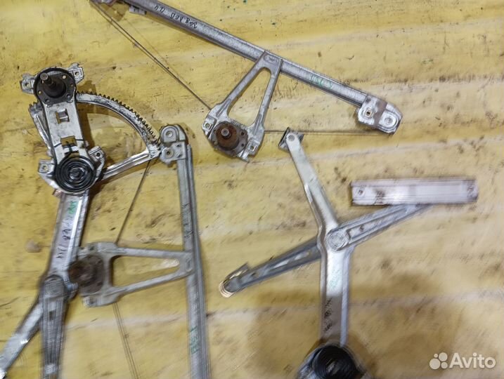 Стеклоподъемник Mercedes Benz W124 1984-1995