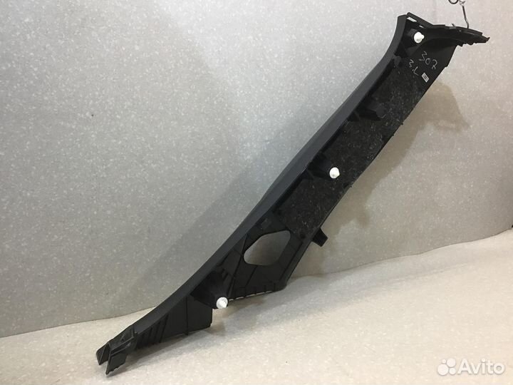 Обшивка задней стойки левая Kia Cerato 2018