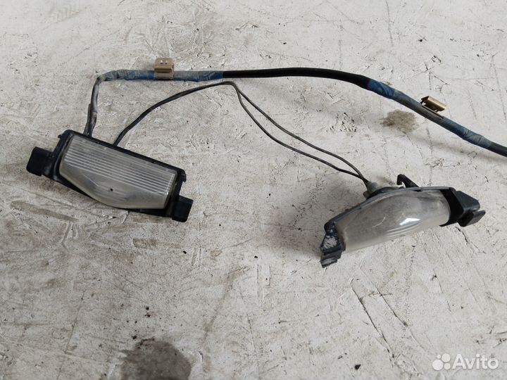 Подсветка номерного знака Mazda 3 BK седан