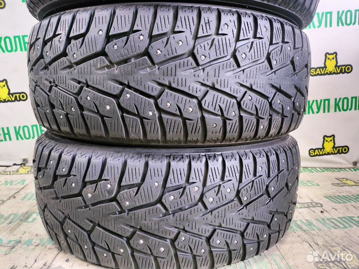 Yokohama Ice Guard Stud IG55 215/55 R16