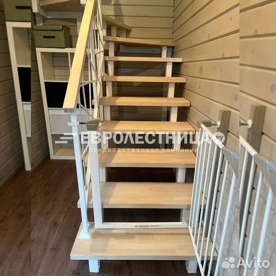 Лестница на металлокаркасе