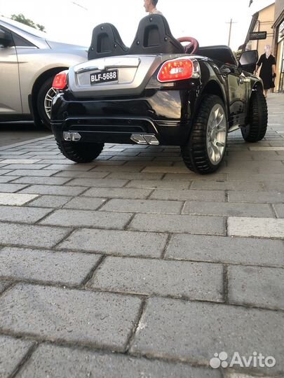 Детский электромобиль