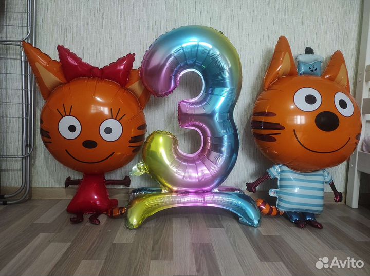 Цифра 3 и три кота