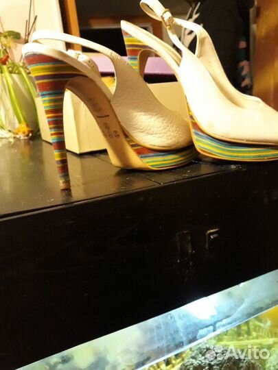 Босоножки Mascotte 39р