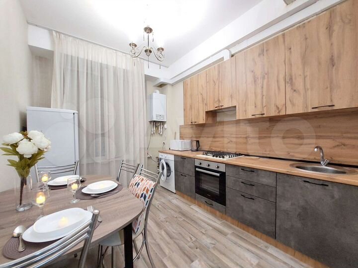2-к. квартира, 75 м², 1/12 эт.