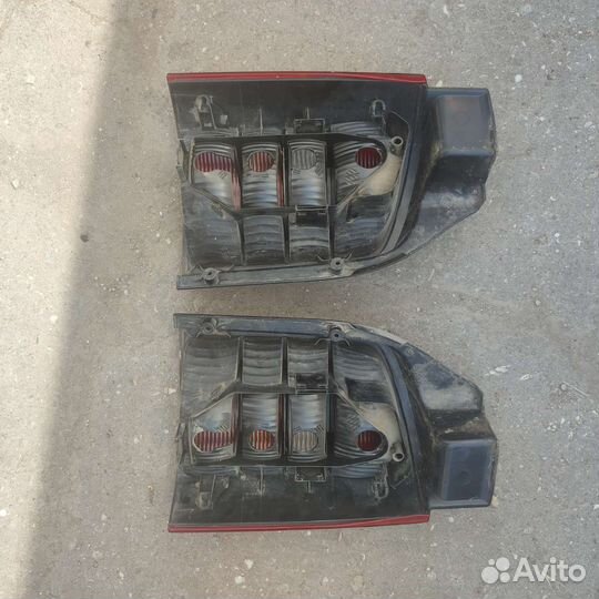 Задние фонари VW Transporter T5