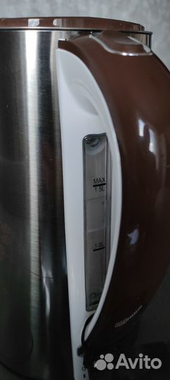 Чайник с цветочками